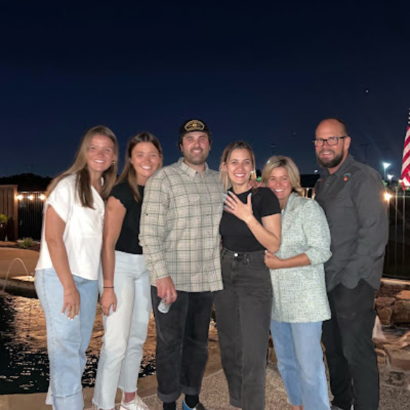 Meet your Posher, Sharon - Picture 1 of 1